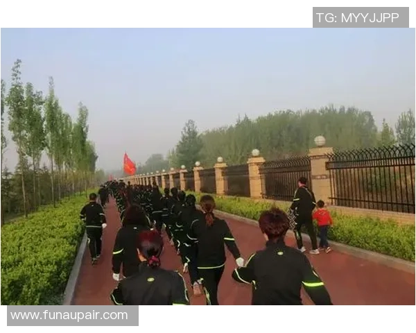 中韩足球赛的激情碰撞与友谊传承的精彩瞬间